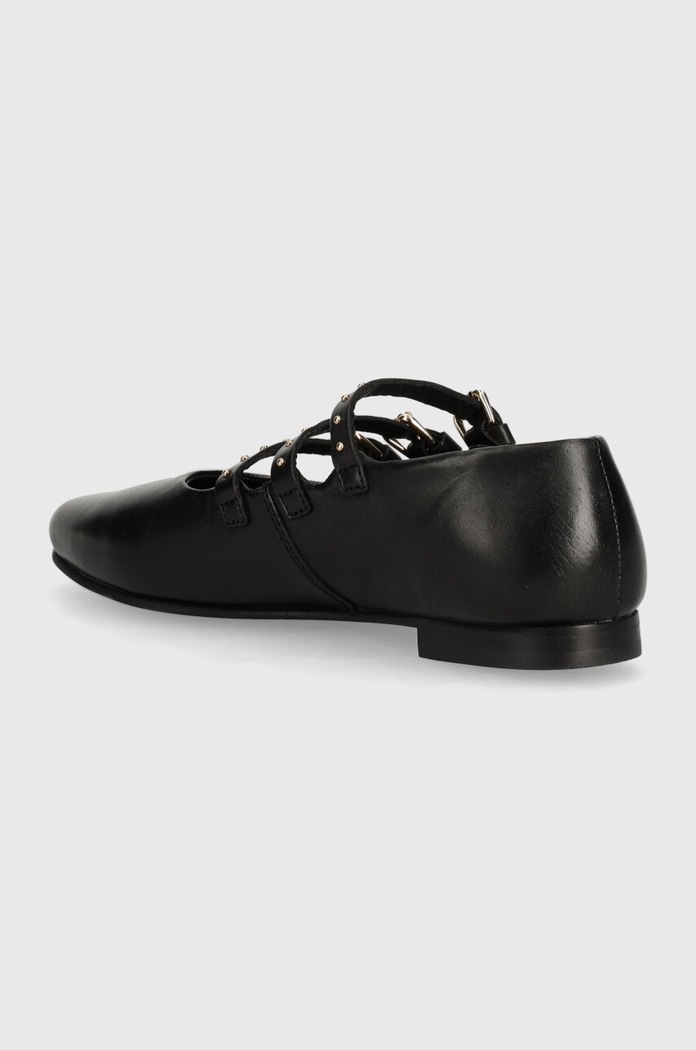 Obuwie Wojas baleriny 4404251 czarny