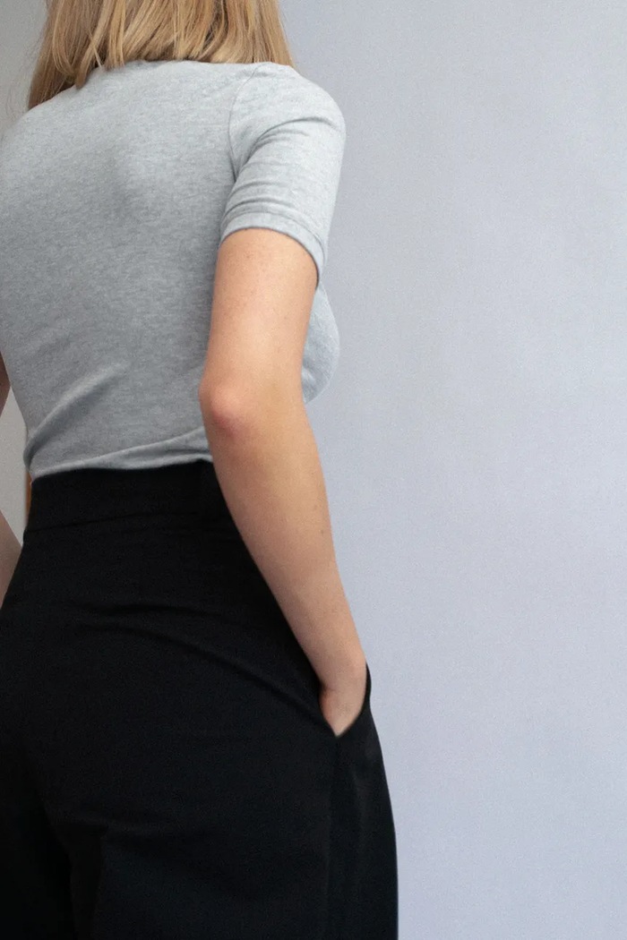 Muuv T-shirt damski z bawełną BASIC szary bluzka.BASIC
