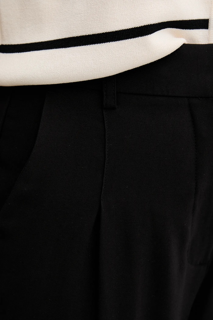 Silvian Heach pantaloni NIEVA negru GPP25374PA
