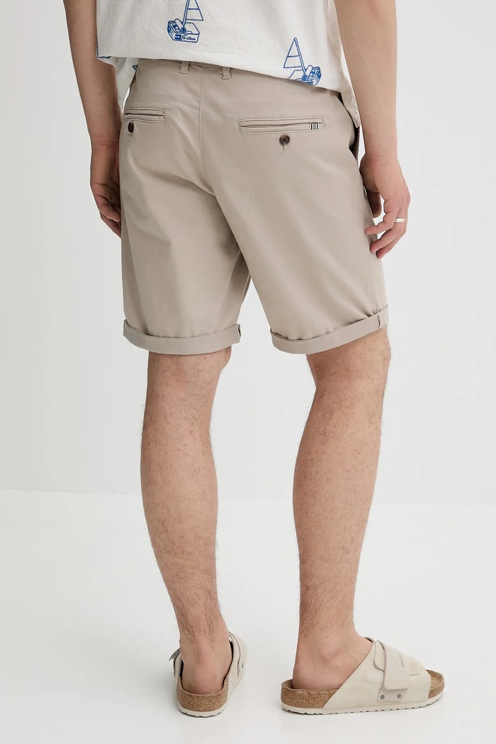 Îmbrăcăminte Solid pantaloni scurți 21200395 bej