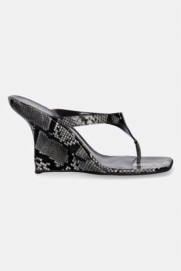 Usnjene japonke Jeffrey Campbell ROMEE U305.02.018 črna SS26