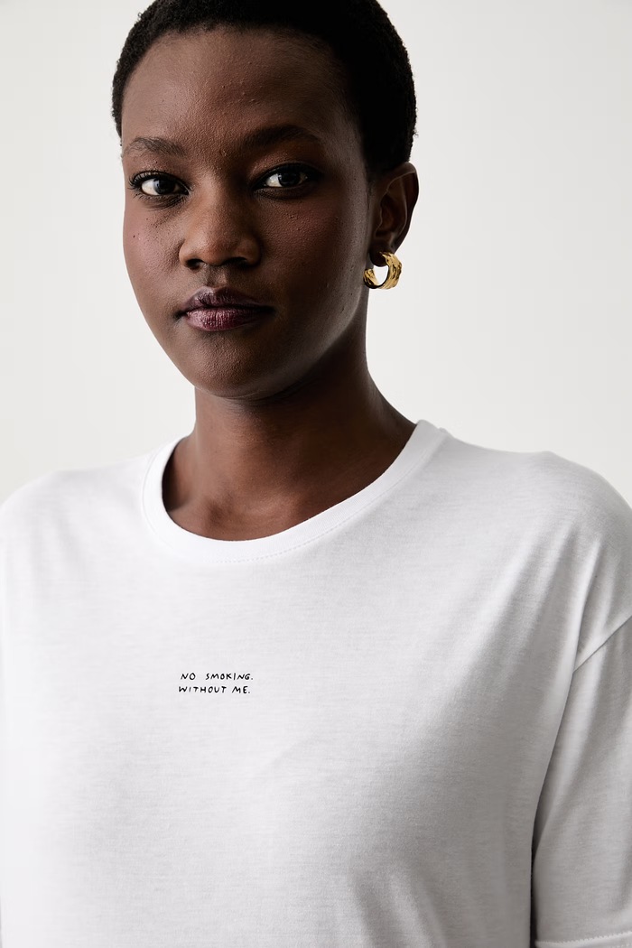 Muuv T-shirt damski bawełniany biały over.tshirt.NOSMOKING