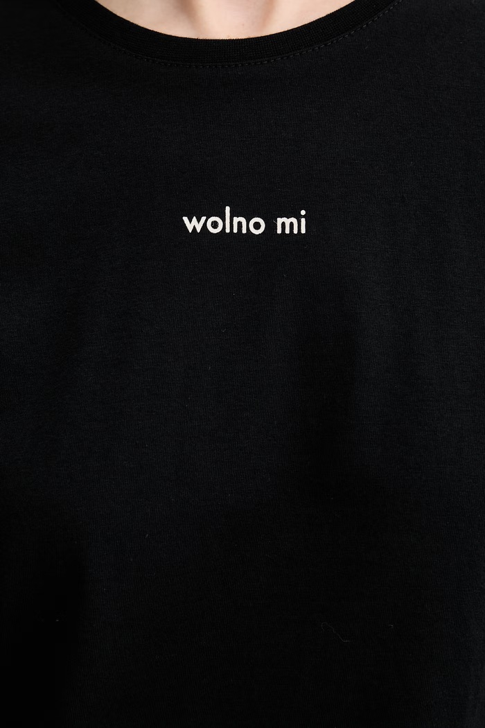 Muuv. T-shirt damski bawełniany WOLNO MI tshirt.WOLNOMI czarny