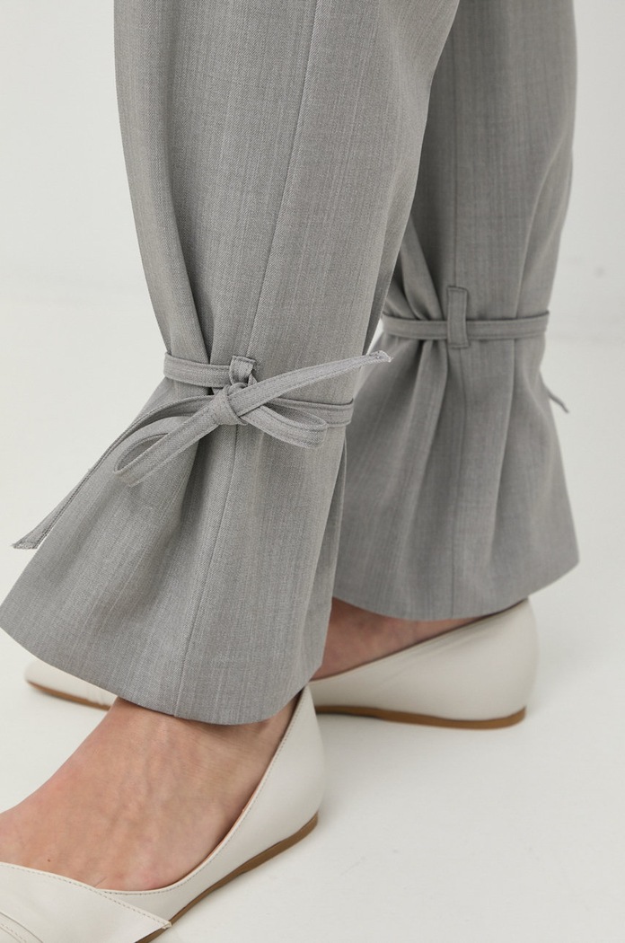 Spodnie z domieszką wełny Beatrice B 22FA1735TWILL szary