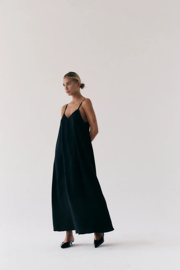 Rochie TENSE Muuv. negru sukienka.dluga.TENSE