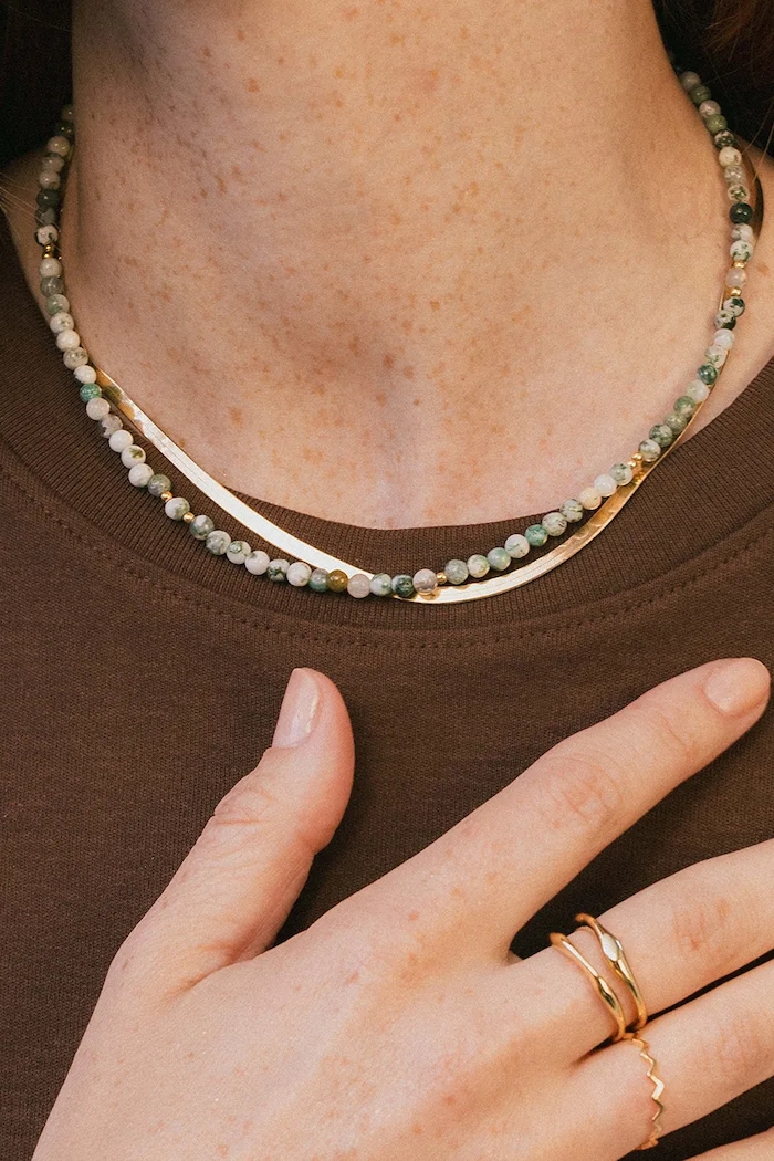 Doplňky ANIA KRUK Choker dámský pozlacený stříbrný achát SUMMER SAKNN3649Z zlatá