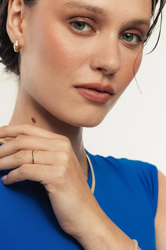 ANIA KRUK pierścionek damski srebrny pozłacany z cyrkonią GLAMOUR złoty SMIPC0651Z