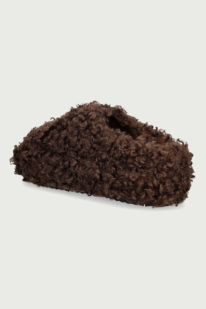 Obuwie Goe Kapcie damskie UU2N4503.BROWN brązowy