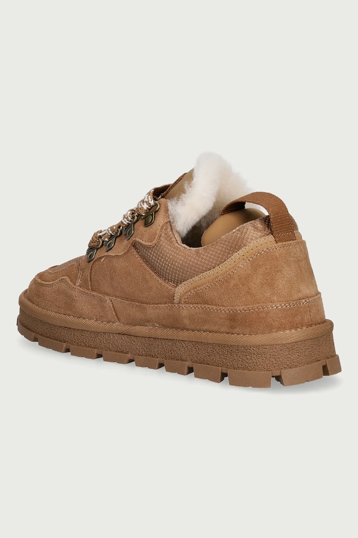 Obuwie Goe Sneakersy damskie zamszowe UU2N4922.LTBROWN brązowy