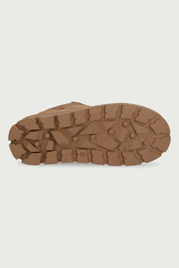 Sneakersy damskie zamszowe Goe brązowy UU2N4922.LTBROWN