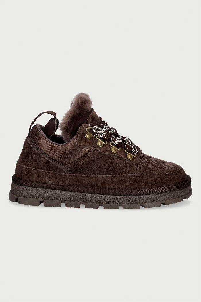 Goe Sneakersy damskie zamszowe UU2N4921.LTBROWN brązowy ZW26