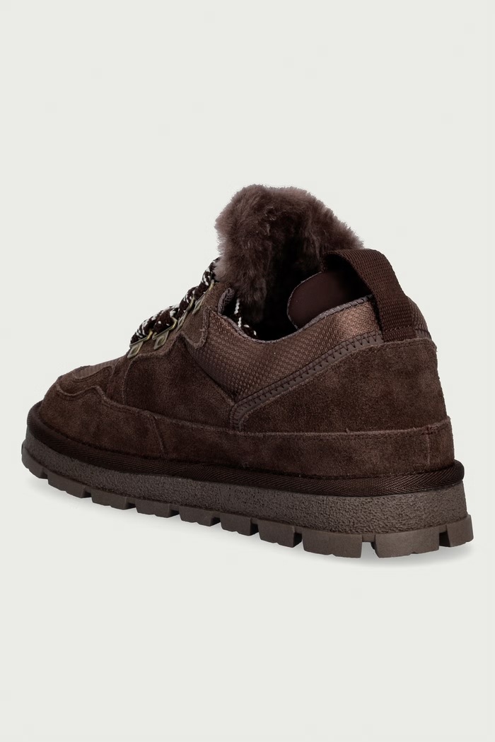 Obuwie Goe Sneakersy damskie zamszowe UU2N4921.LTBROWN brązowy