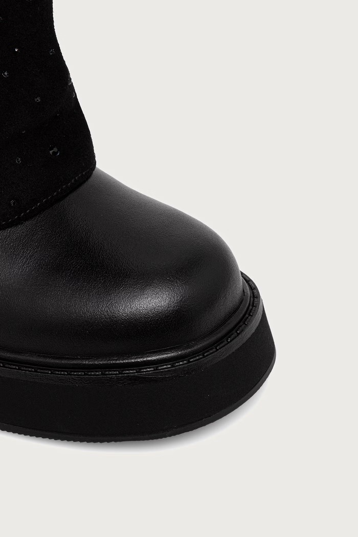 Kozaki damskie skórzane Goe UU2N4403.BLACK czarny