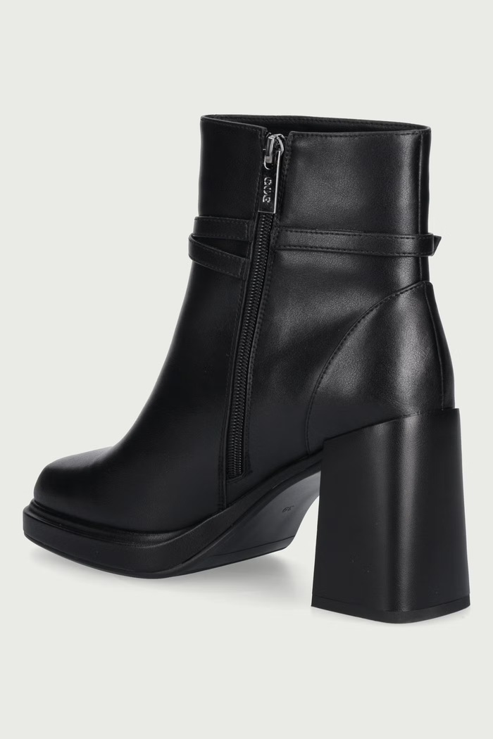 Obuwie Goe Botki damskie skórzane UU2N4132.BLACK czarny