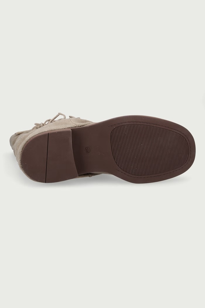 Botki damskie zamszowe Goe beżowy UU2N4109.TAUPE