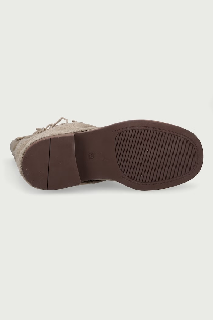 Botki damskie zamszowe Goe beżowy UU2N4109.TAUPE