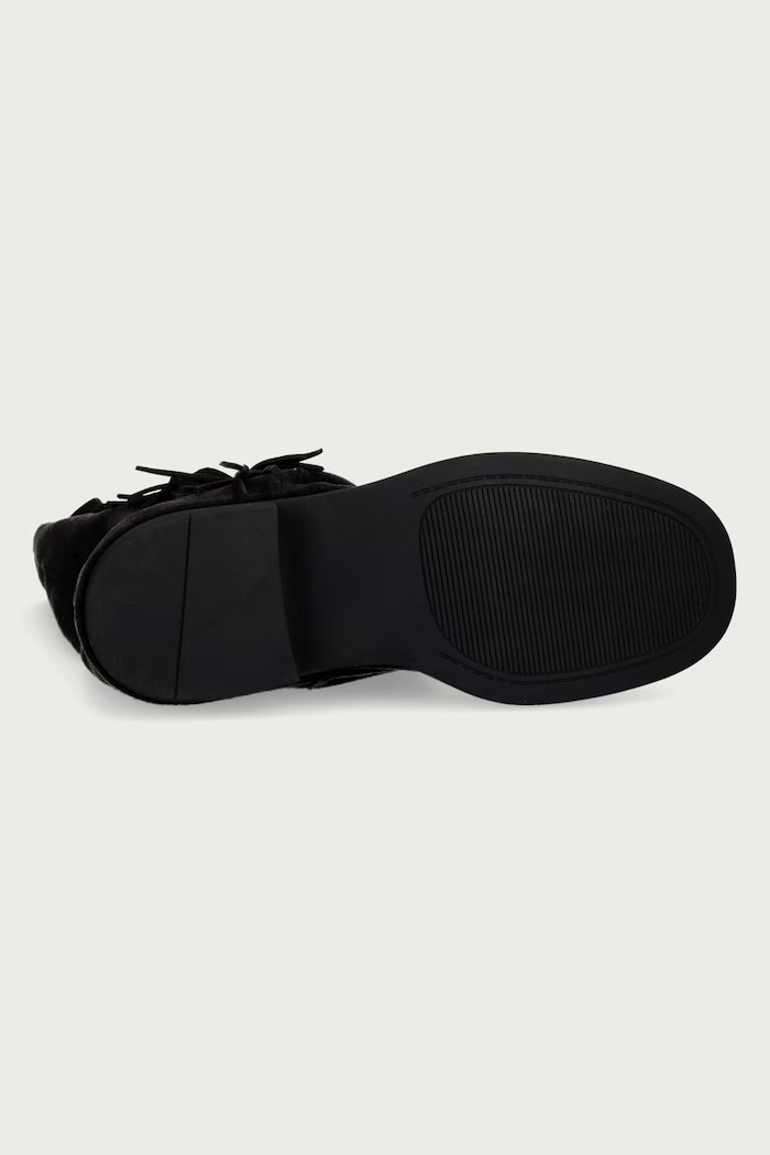 Botki damskie zamszowe Goe czarny UU2N4108.BLACK