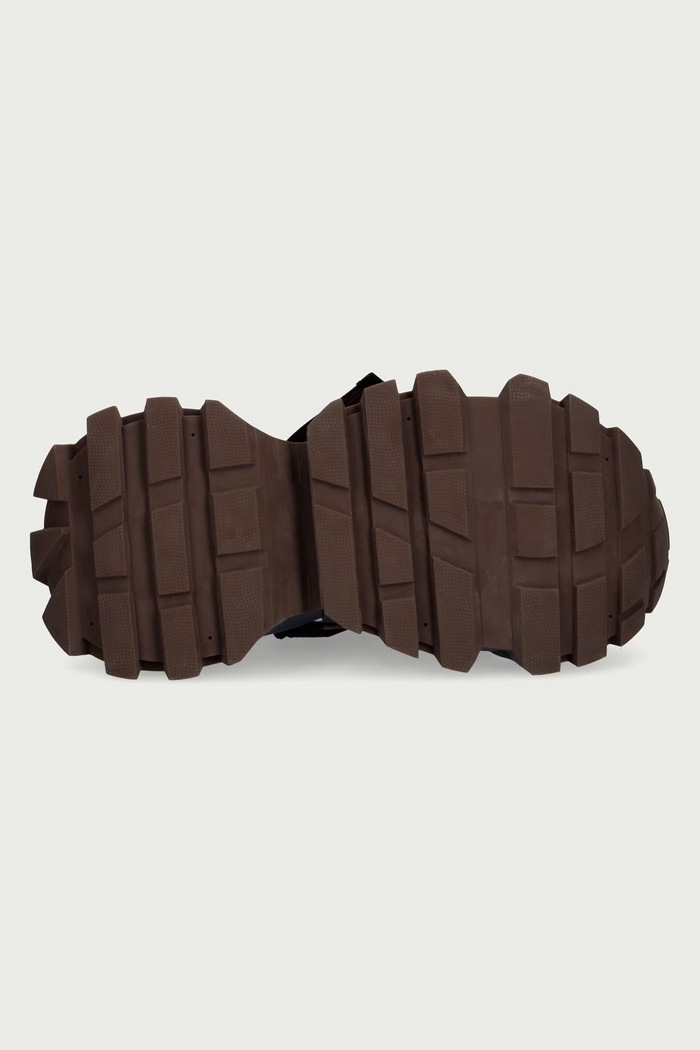 Sneakersy damskie skórzane Goe brązowy UU2N4012.BROWN