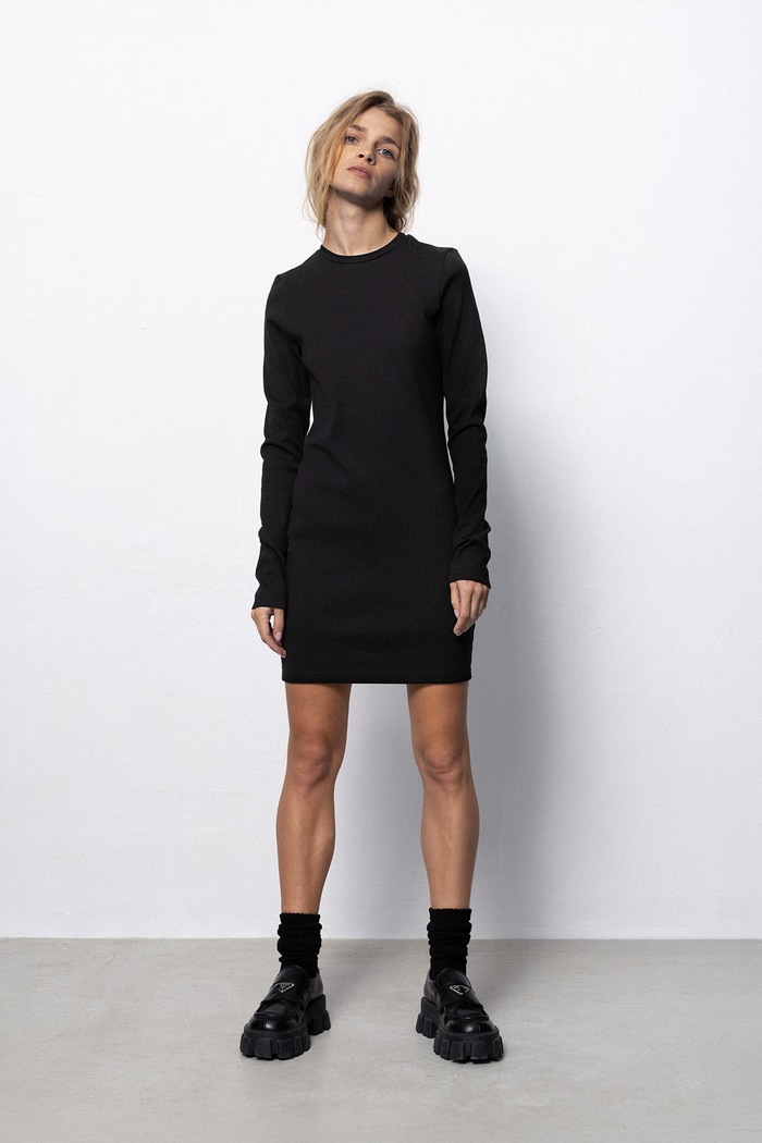 Sukienka bodycon z bawełną Muuv. kr.sukienka.dl.reka.RAA czarny