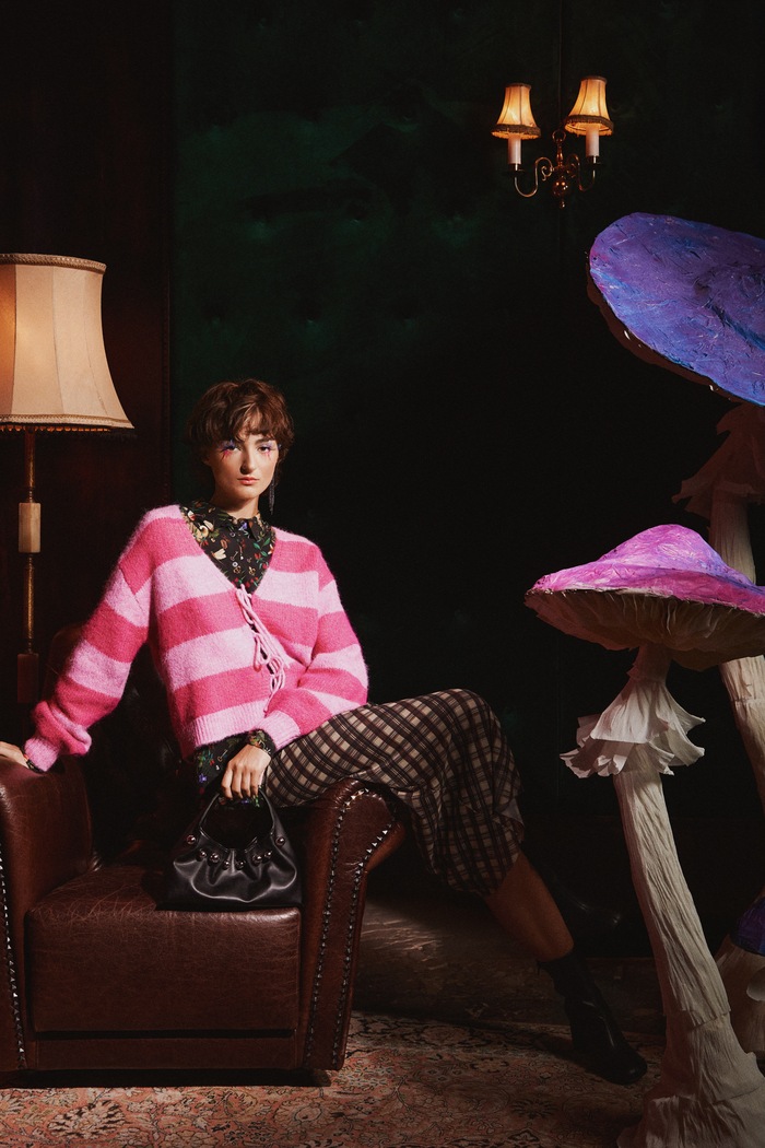PINK ILLUSION