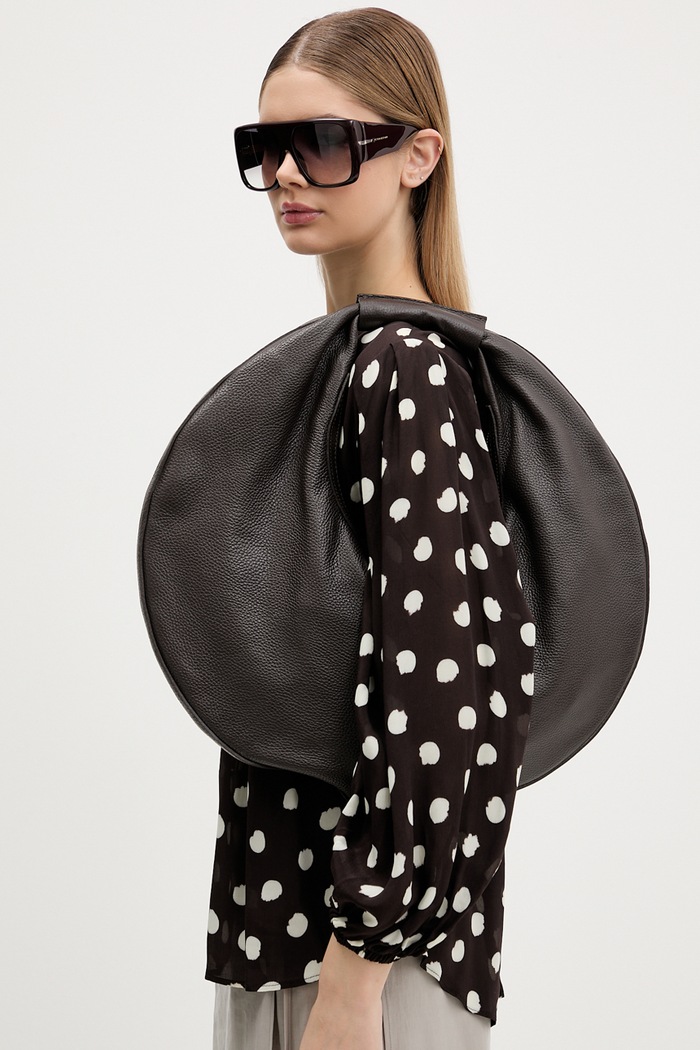 Dot Elegance