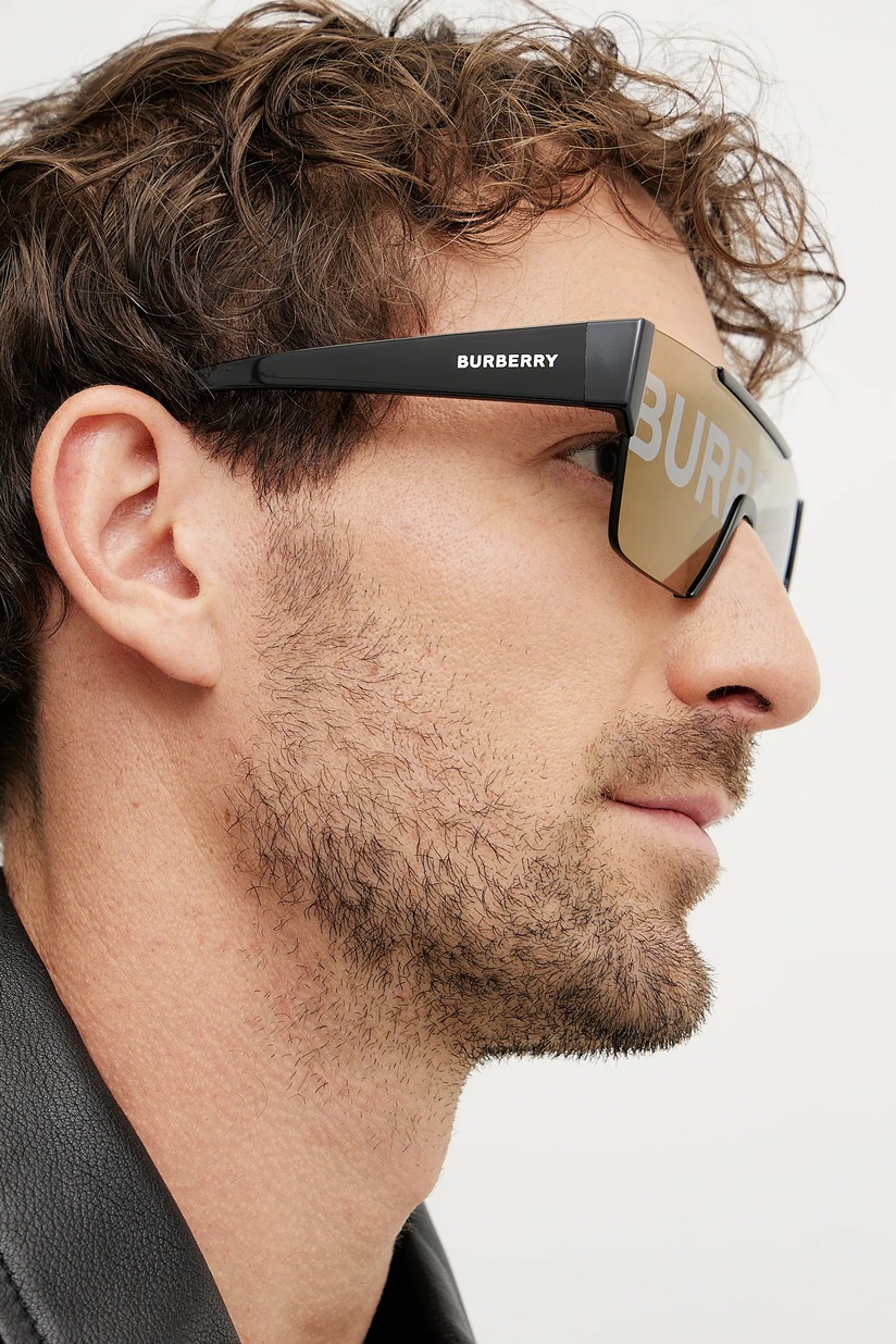 Burberry sunglasses black color at PRM US