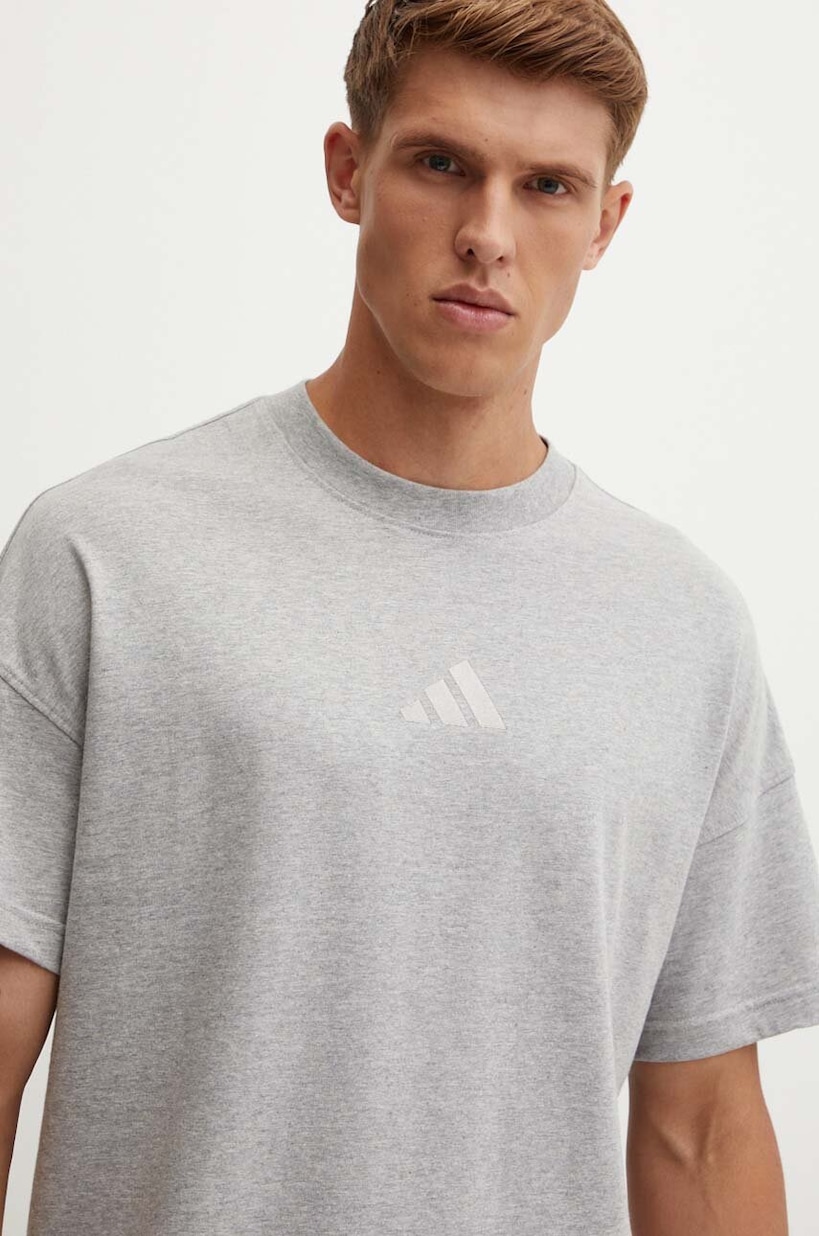 Хлопковая футболка adidas All SZN мужская цвет серый меланж IY4138