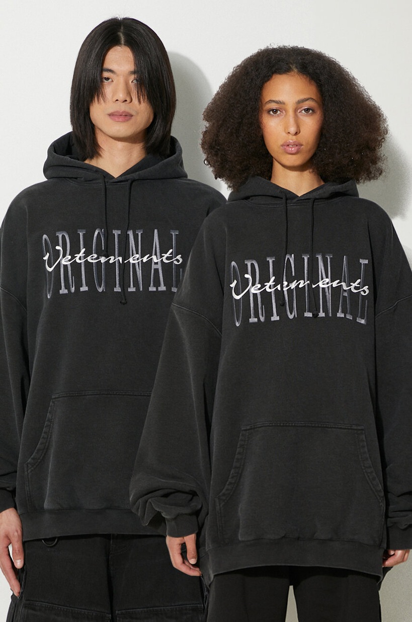 Кофта VETEMENTS Original Logo Hoodie цвет чёрный с капюшоном с