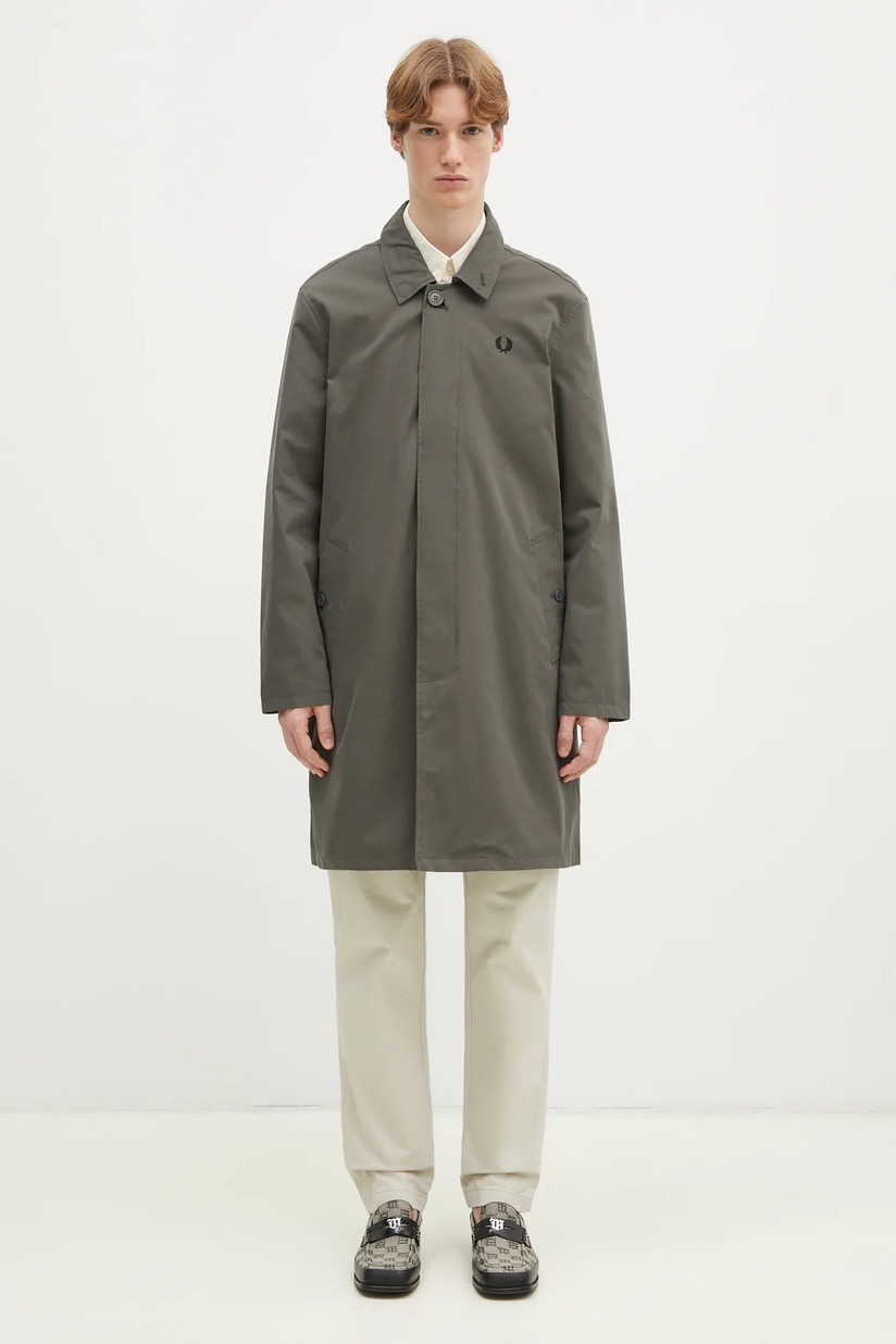 Fred Perry coat men's green color J9036.638 at PRM US
