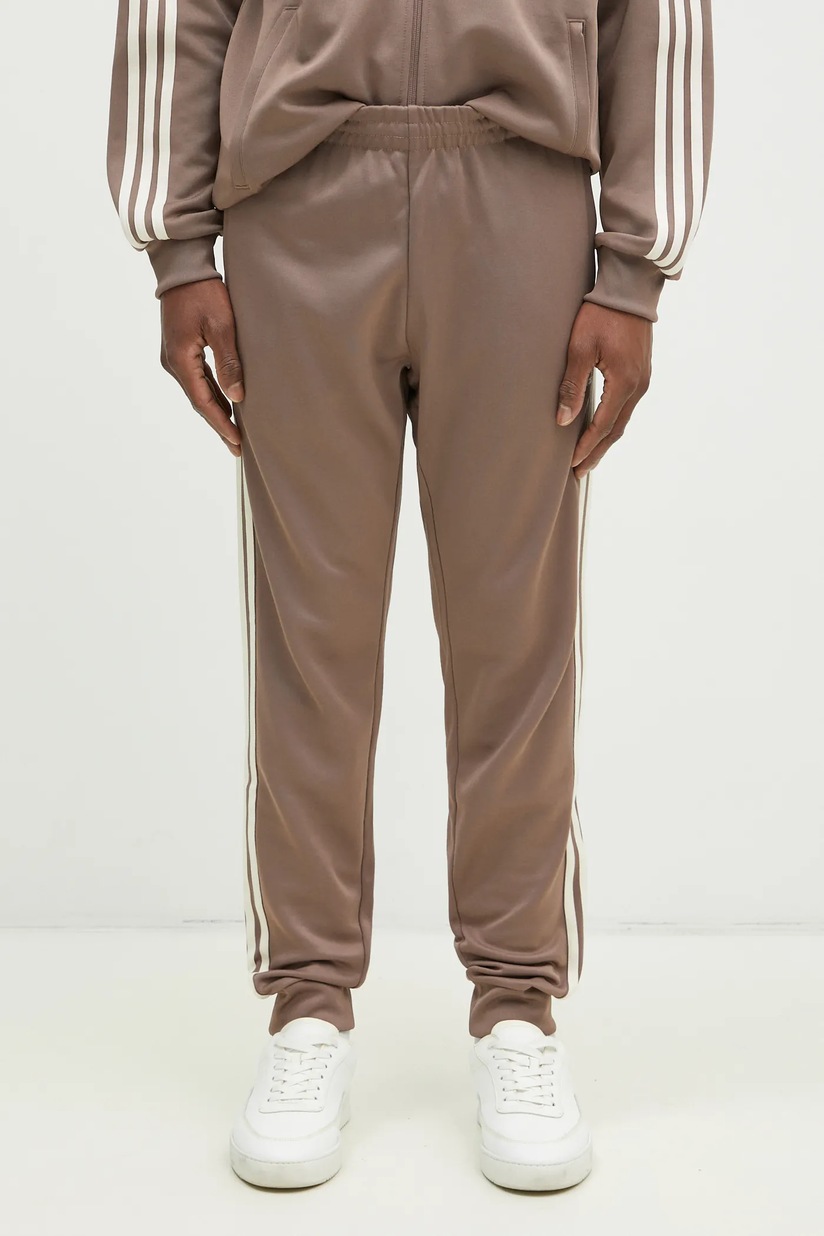 ★adidas★ 70s track pants beige IX5221 Clothing - Adicolor 70s Track Pants - Beige | adidas Kuwait
