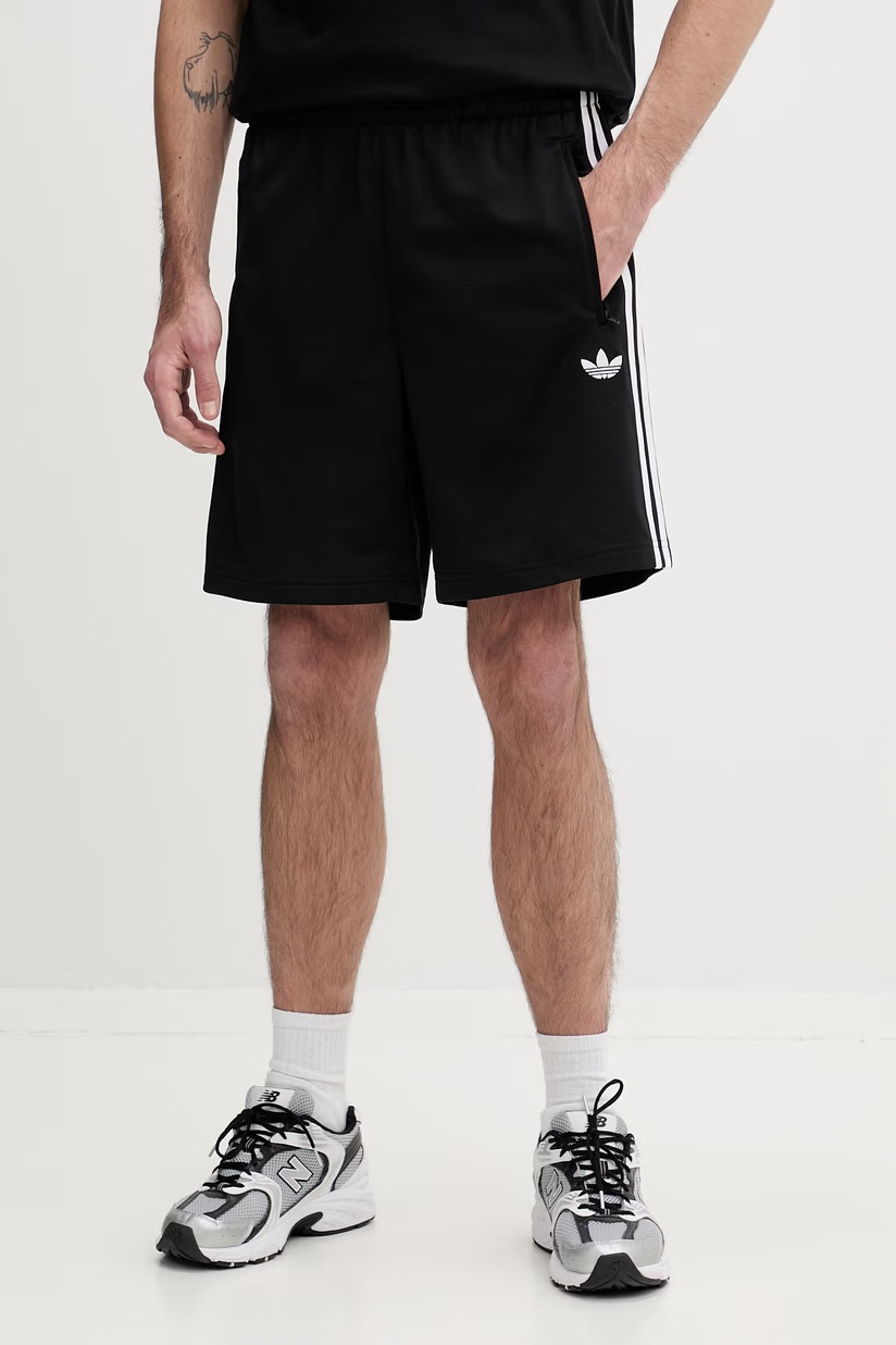 Шорты adidas Originals Graphic Os Sho цвет чёрный JV7567 | ANSWEAR.ua