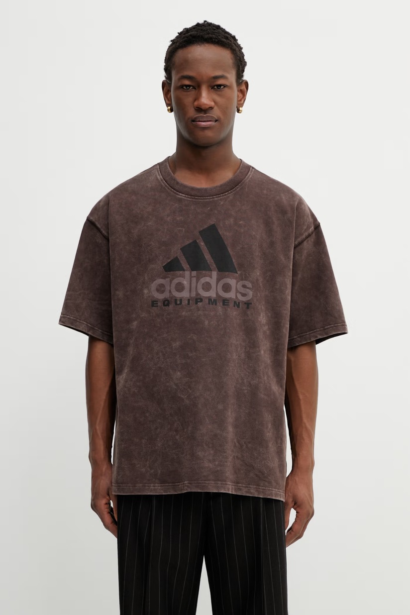 Хлопковая футболка adidas Originals Oversize Tee цвет коричневый с