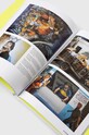 Книга Bloomsbury Publishing PLC Football Murals, Andy Brassell 9781399402804 мультиколор AA00