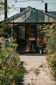 Книга QeeBoo Urban Oasis : Parks and Green Projects around the World, Jessica Jungbauer, English барвистий TE1174