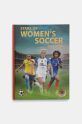 home & lifestyle książka Stars of Womens Soccer by Illugi Jökulsson, English czerwony 9780789214034