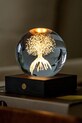 Obývacia izba a spálňa Bezdrôtová led dekoratívna lampa Gingko Design Amber Crystal Light 9,5 x 8 x 8 cm G025LT hnedá