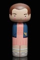 Salon i sypialnia Lucie Kaas figurka dekoracyjna Kokeshi x Stranger Things 14,5 cm SI01ST11 multicolor