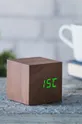 Stolové hodiny Gingko Design Cube Click Clock MDF