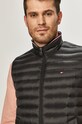 Péřová vesta Tommy Hilfiger černá MW0MW12719
