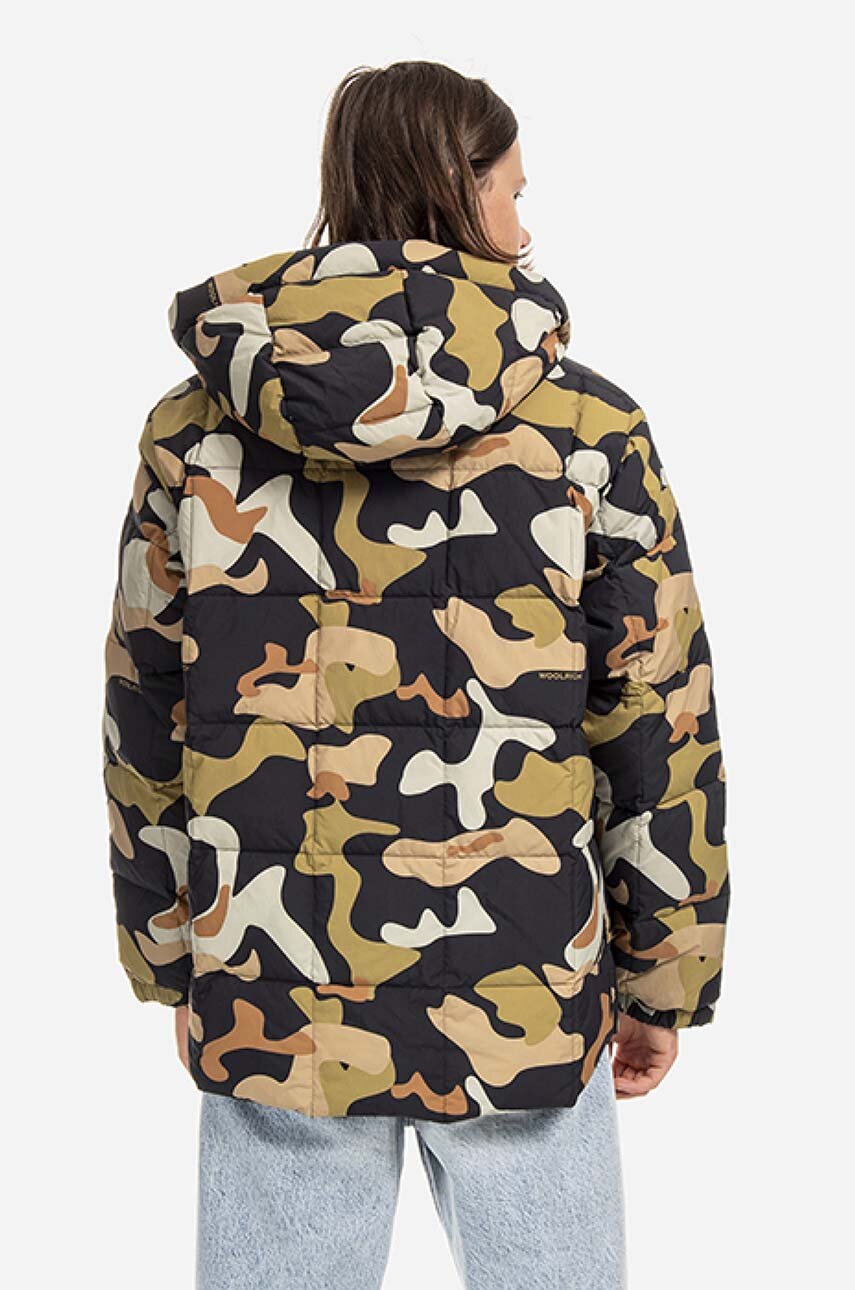 Péřová bunda Woolrich Heritage Terrain Camo Jacket CFWOOU0598MRUT3078  Hlavní materiál: 100 % Polyamid Podšívka: 100 % Polyamid Výplň: 90 % Chmýří, 10 % Peří