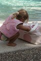 Лайфстайл Пляжна сумка SunnyLife Strawberry Sunshine Pink Stripe S51KCBPK рожевий