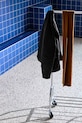 House Doctor wieszak na odzież wierzchnią HDRobe 160 x 60 cm 900000720 szary AA00