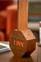 Gingko Design lampka bezprzewodowa z budzikiem Octagon Plus Clock Desk Light