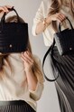 Kožená kabelka Lilou SHOP/MIN/COCJAN/PO černá