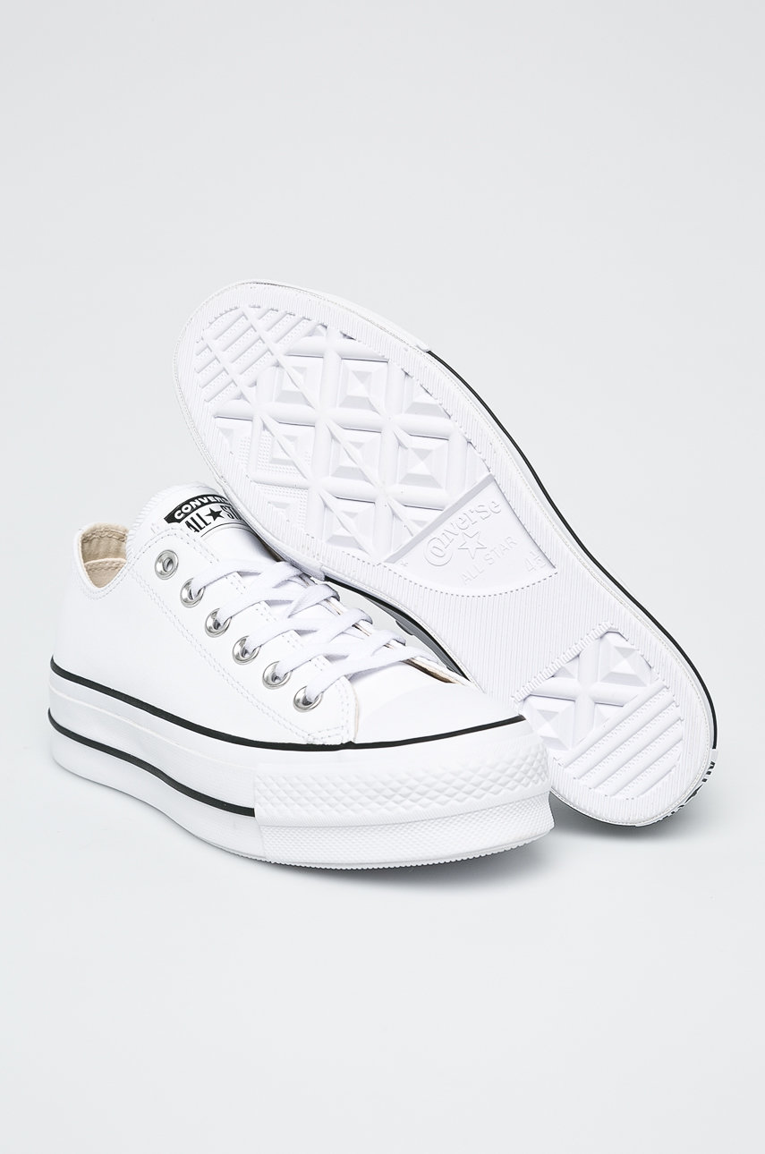 Converse - Tenisice  Vanjski dio: Prirodna koža Unutrašnji dio: Sintetski materijal Potplata: Sintetski materijal