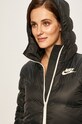 Nike Sportswear - Péřová bunda černá AQ0019.