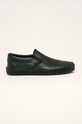 Vans - Tenisi x Marvel negru VN0A38F7U7K1