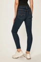 Levi's - Rifle 720  74% Bavlna, 2% Elastan, 24% Polyester