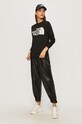 The North Face bluză NF0A4M7EJK31 negru AW20