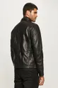 Strellson - Кожаная куртка  Подкладка: 35% Хлопок, 65% Полиэстер Основной материал: 100% Натуральная кожа Подкладка рукавов: 100% Полиэстер